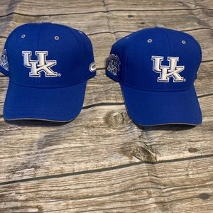 2x University of Kentucky (UK) baseball hat youth